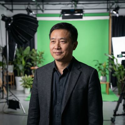 小蓝视频植物纪录片制片人王志远